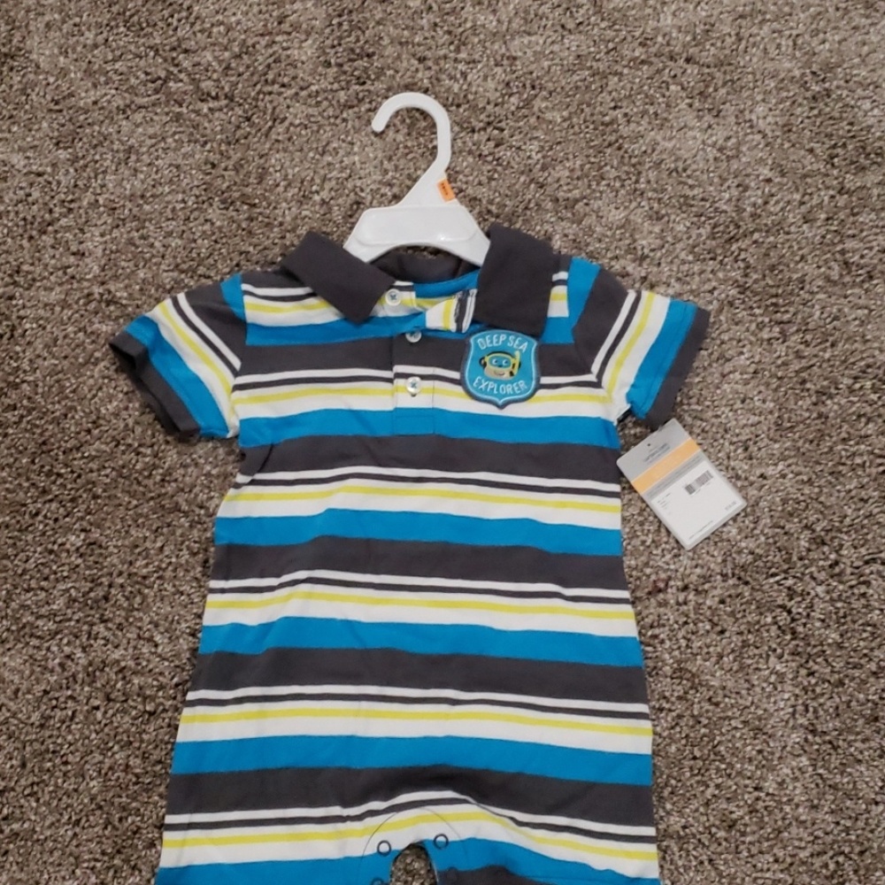 1 NWT - BOYS Romper